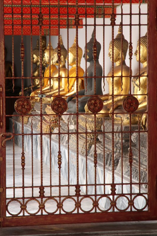 gefangene buddhas