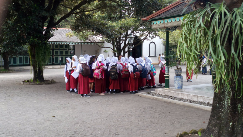 School Tour, Sultan's Palace