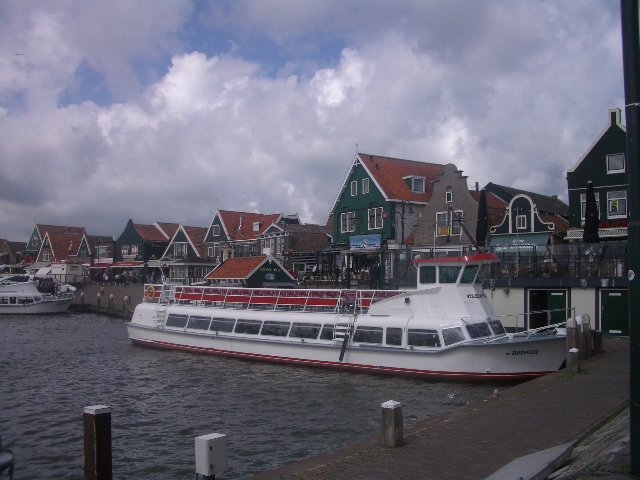 Volendam harbour