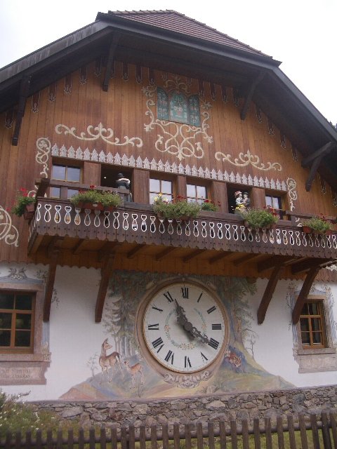 Large cuckoo clock in Hofgut Sternen, Black Forest