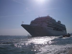 Pacific Princess cruise ship, Venice