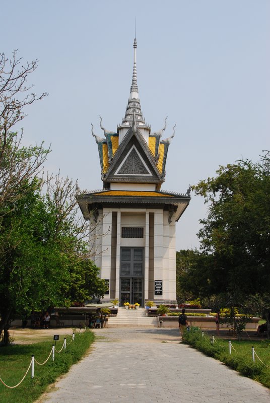 Choeung Ek Memorial Stupa