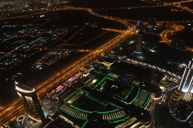 The entire green area is Dubai Mall- view from 124th floor of Burj Khalifa