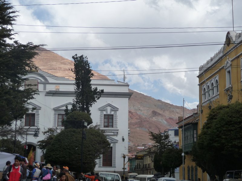 Snapshot of Potosí and the mountains in the background