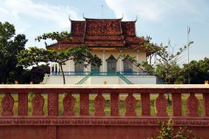 Temple on Koh Trong