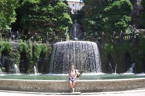 fountain at villa d'este in tivoli
