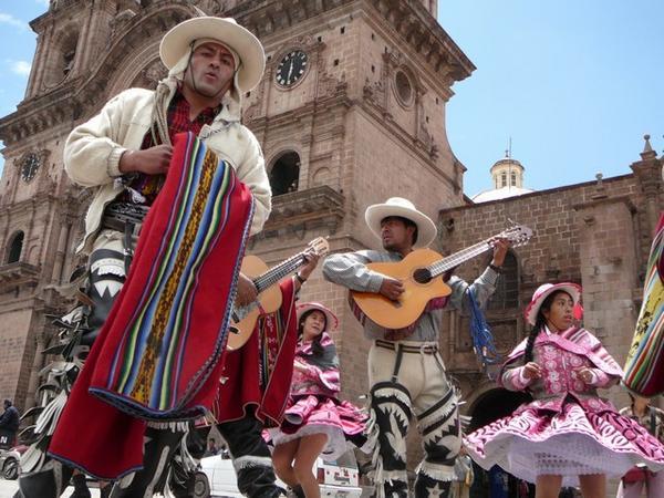 Cowboys in Cuzco