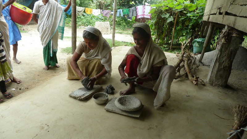 Majuli - femmes potiers