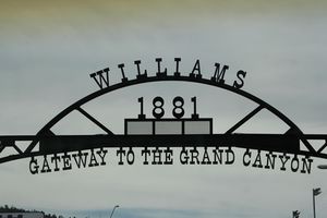 Inngangen til Cowboy-byen Williams.