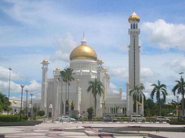 Omar Ali Saifuddien Mosque, Brunei Darussalam