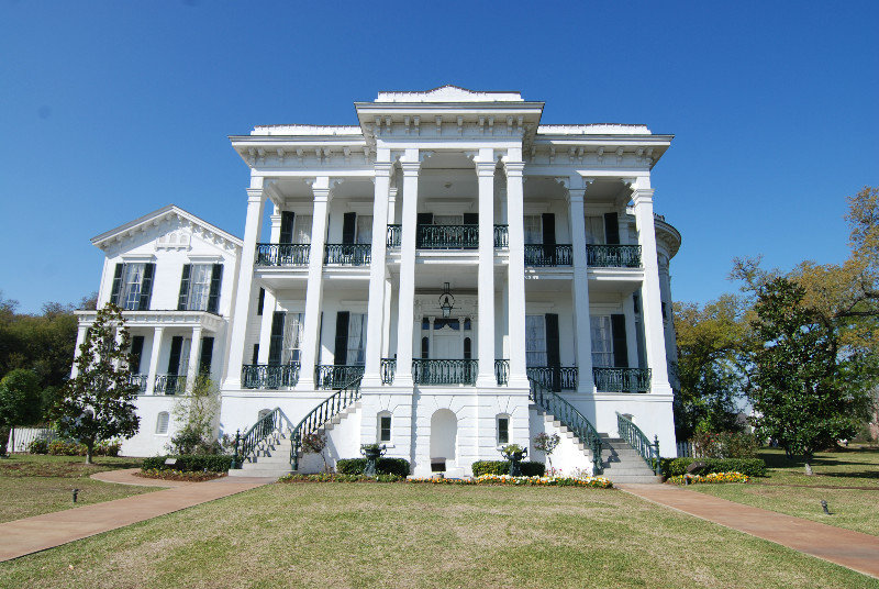 Front view from Mississippi