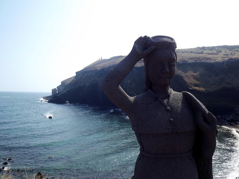 Statue of Haenyeo Diver