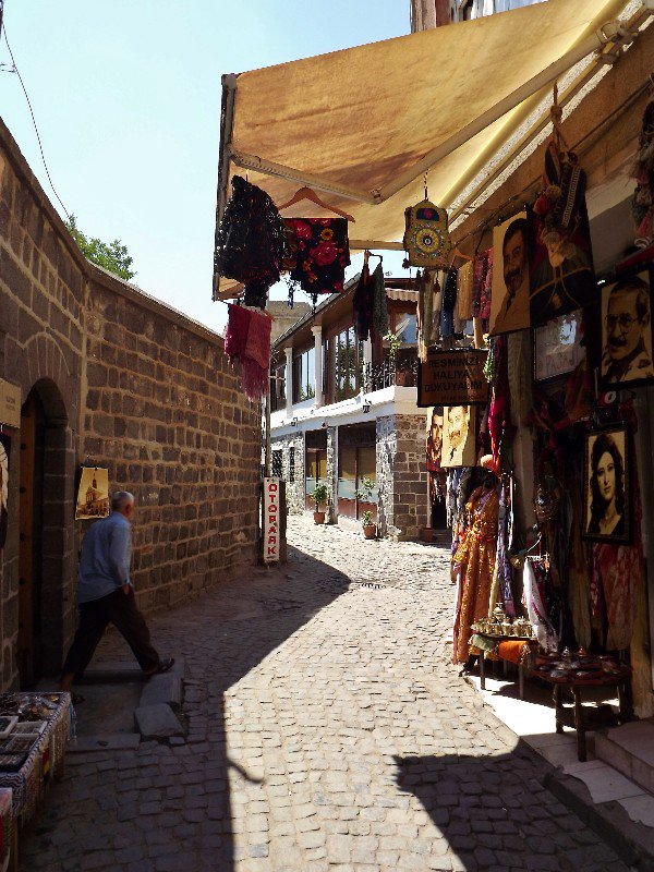 Diyarbakir alleyways