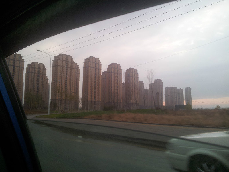 Shenyang,dalekie osiedle mieszkaniowe
