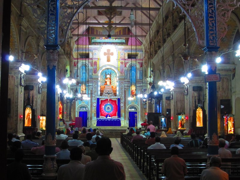 Mass at the Santa Cruz Basilica