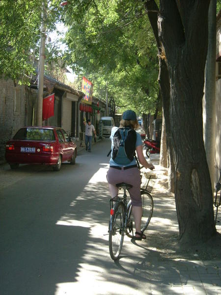 In the Hutongs! Orla cycling!