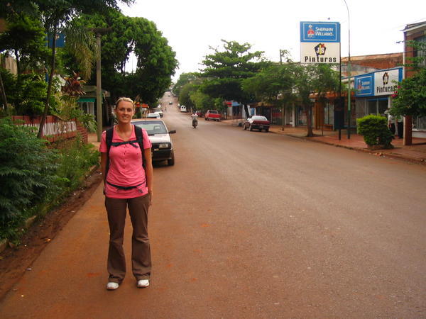 Donna in Puerto Iguazu town