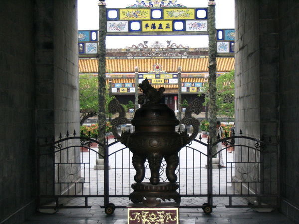 entrance to Hue citadel
