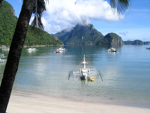 Good views of El Nido bay with our day trip boat in view