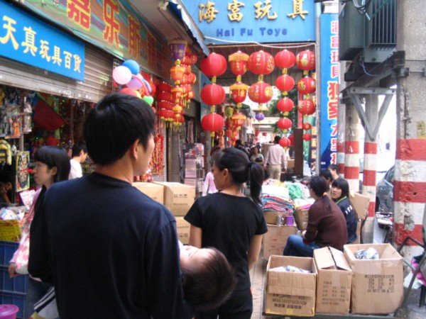 wandering the streets of Guangzhou