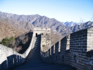 Mutianyu great wall surrounded by dramatic mountains