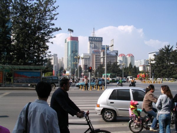 Kunming busy road