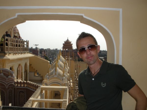 Neil doing his best pose in Hawa Mahal