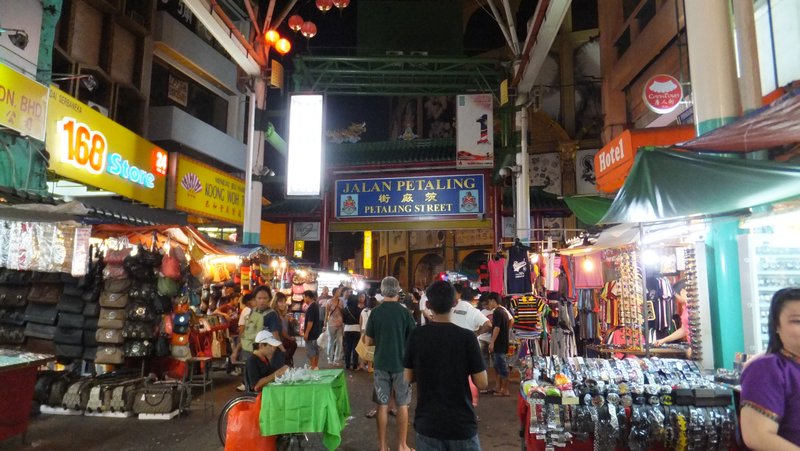 Petaling street night market