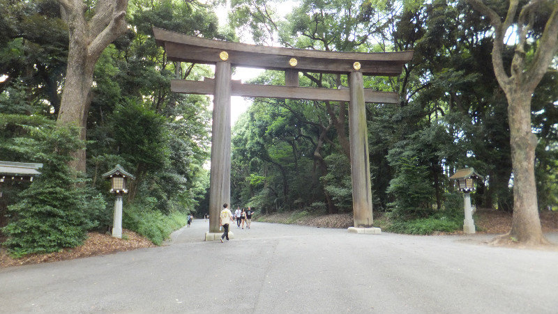 Torii gate entrance to Yoyogi-koen