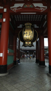 Giant lantern at Senso-ji