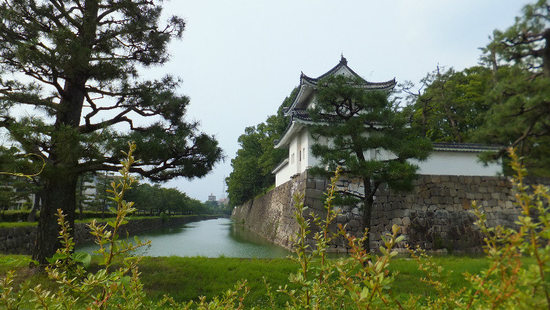 Outer wall of Nijo-ji