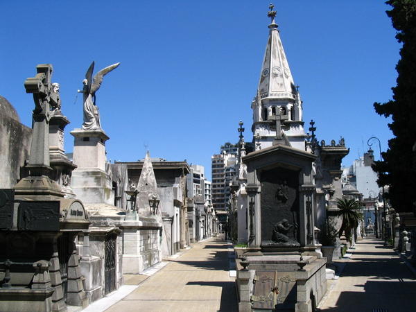 Recoleta cemetery, very strange!