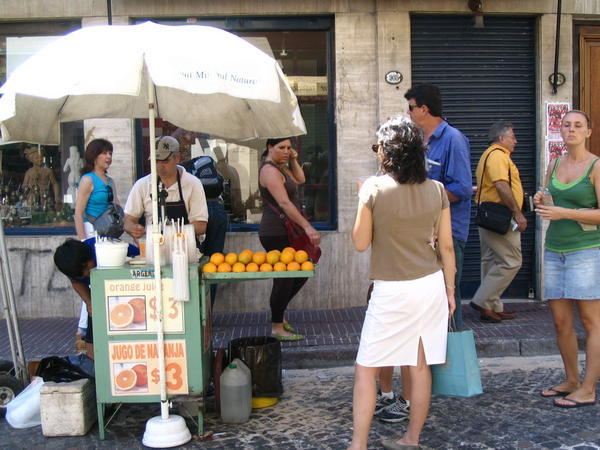 An naranja jugo seller