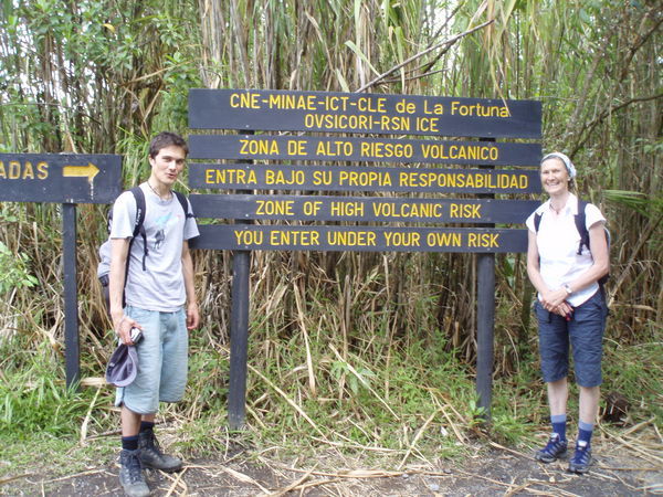 Arenal volcano entrance to park