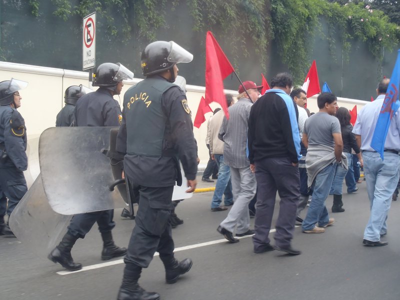 Strike in Lima!