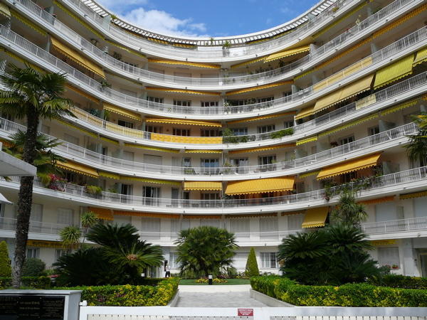 Cool Appartment Block in Nice