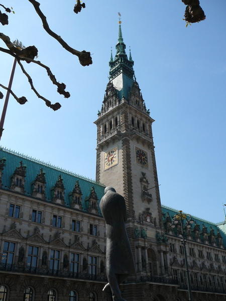 The Huge Rathaus