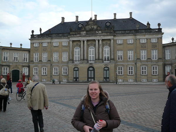 Alicia in Amalienborg Palace Square
