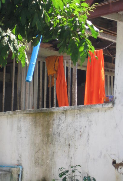 no dirty laundry for these monks