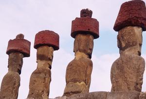 Akavena moai