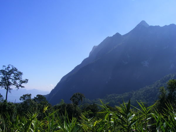 2nd highest mountain in Thailand