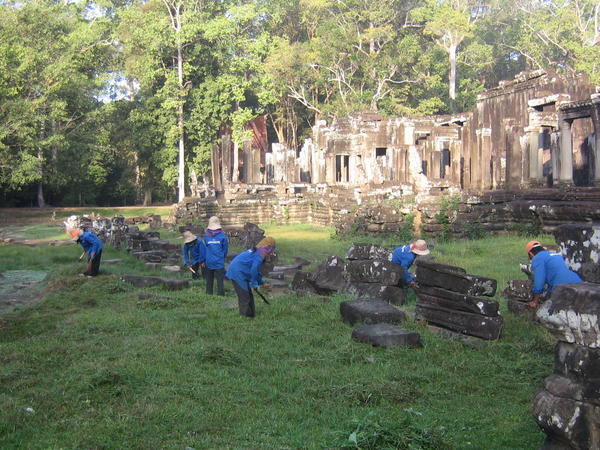 Crews working to restore the temple of Bayon