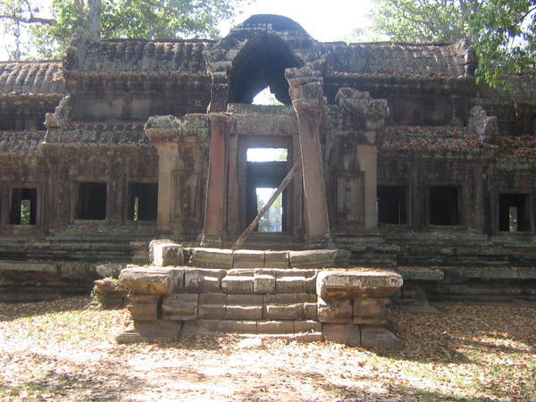 The rear gate to Angkor Wat