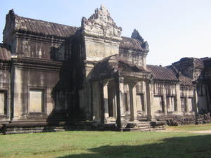 Angkor Wat, 16