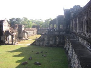 Angkor Wat, 21