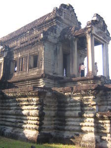 Angkor Wat, 35