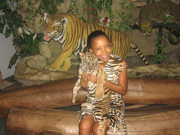 Chelly and one of her cubs