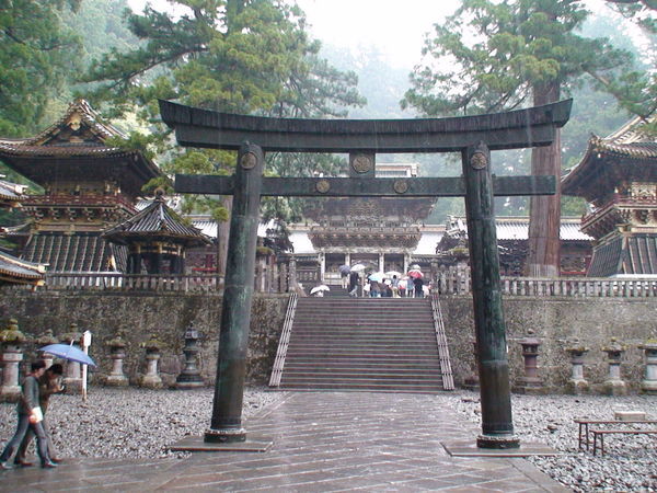 Torii at the base of Toshogu Shrine