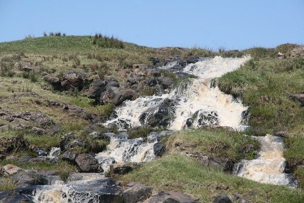 Waterfall lunch spot