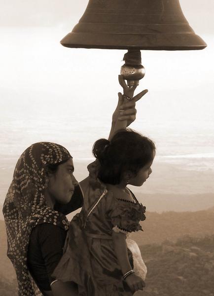 Ringing the Bell at Mt Abu